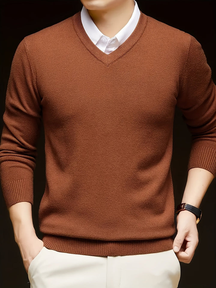 Hugh | Refined V-Neck Sweater