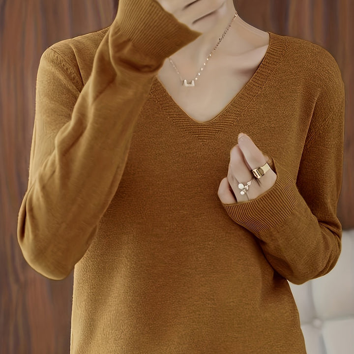Selene | Soft V-Neck Sweater