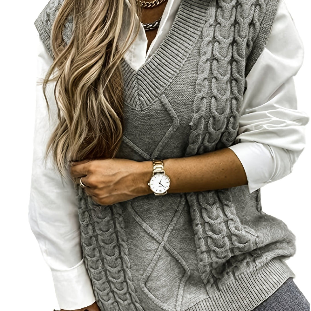 Cora | Cozy Cable-Knit V-Neck Sweater Vest