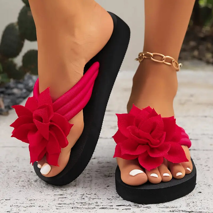 REYNA™ WOMEN&