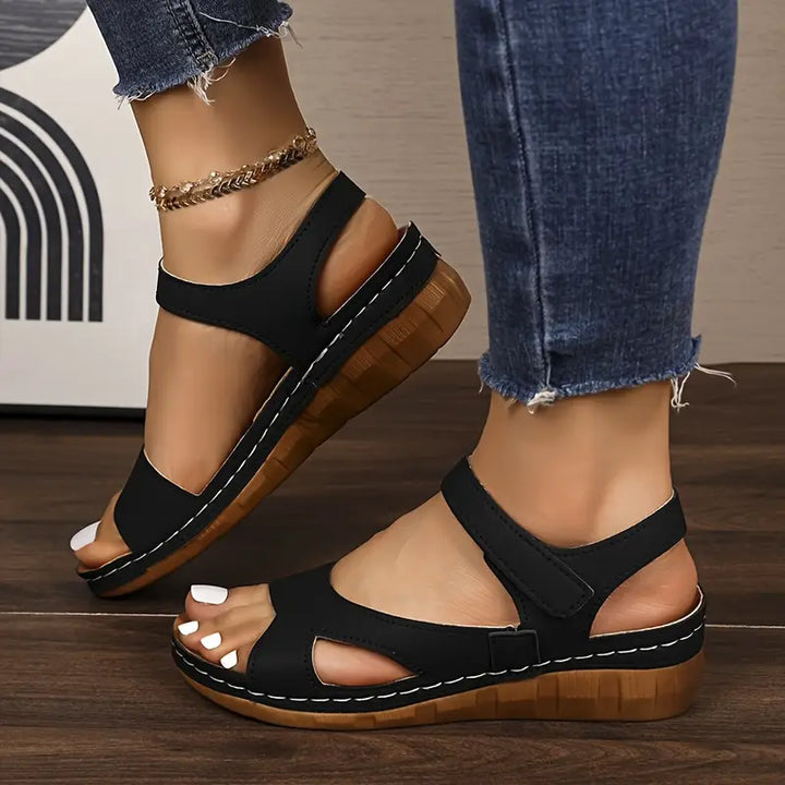 ANIKA™ WOMEN&