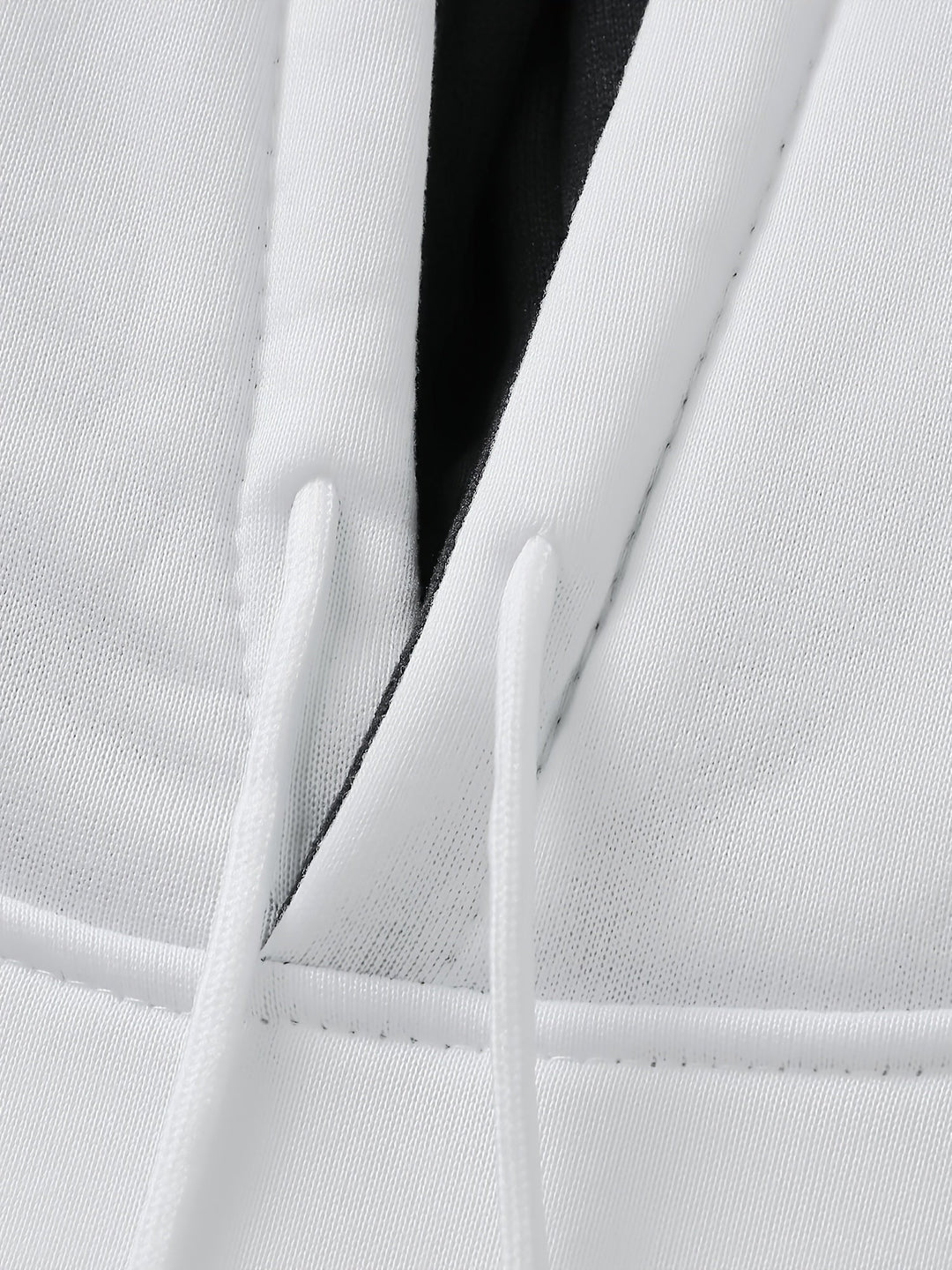 Cormac | Classic Hooded Pullover