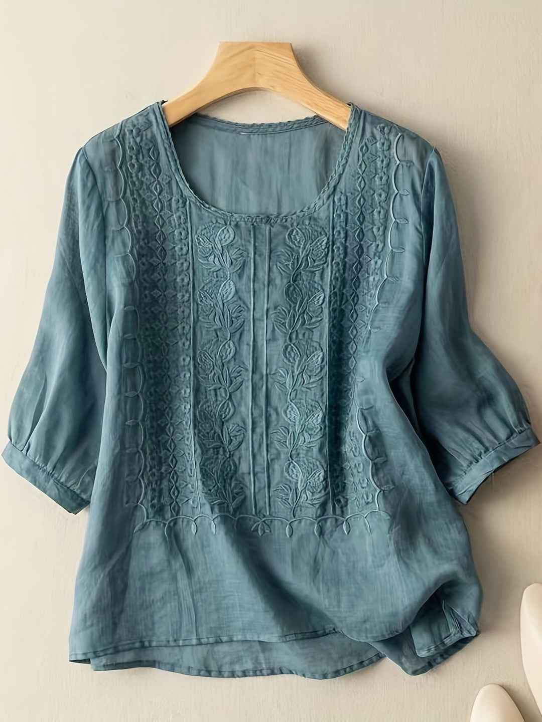 Susannah | Embroidered Scoop-Neck Blouse