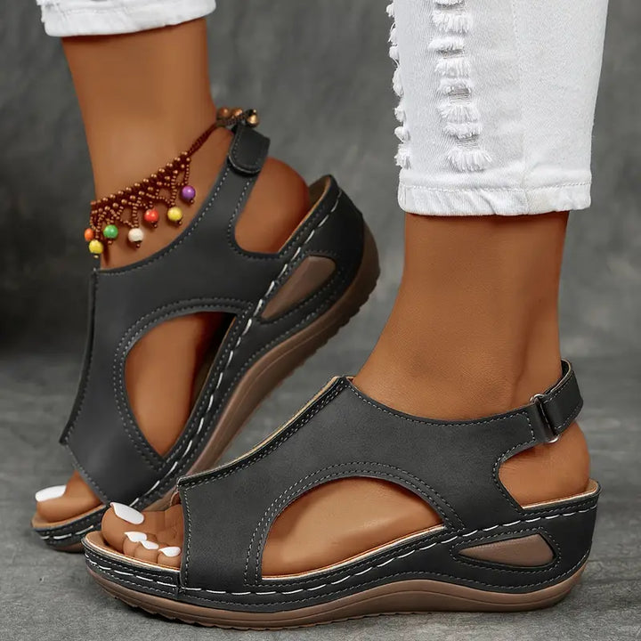 ALINTA™ WOMEN&