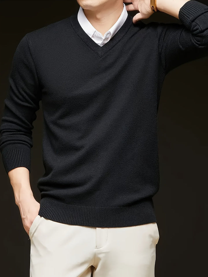 Hugh | Refined V-Neck Sweater