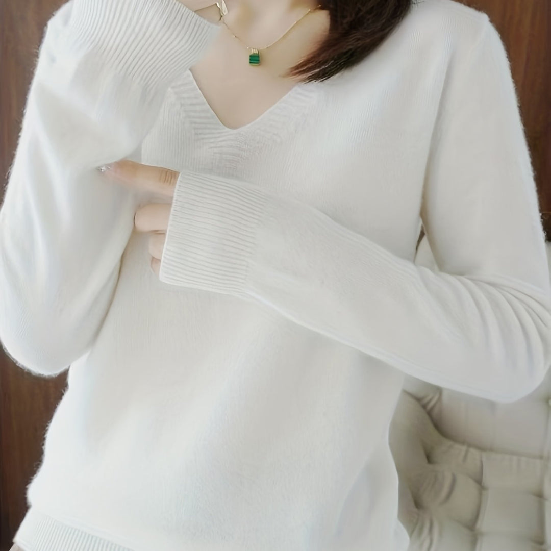 Selene | Soft V-Neck Sweater