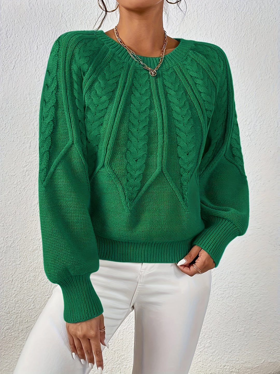 Cassidy | Cable-Knit Round-Neck Sweater