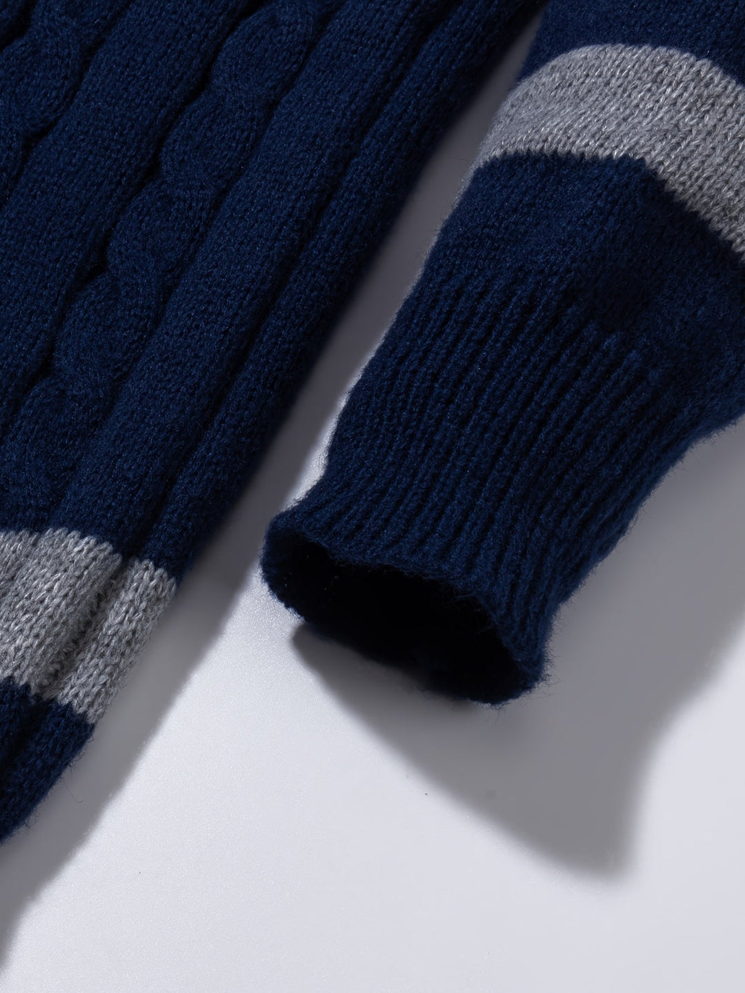 Nolan | Textured Cable-Knit Sweater