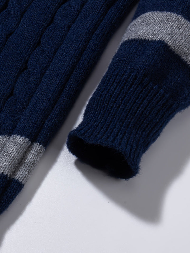 Nolan | Textured Cable-Knit Sweater