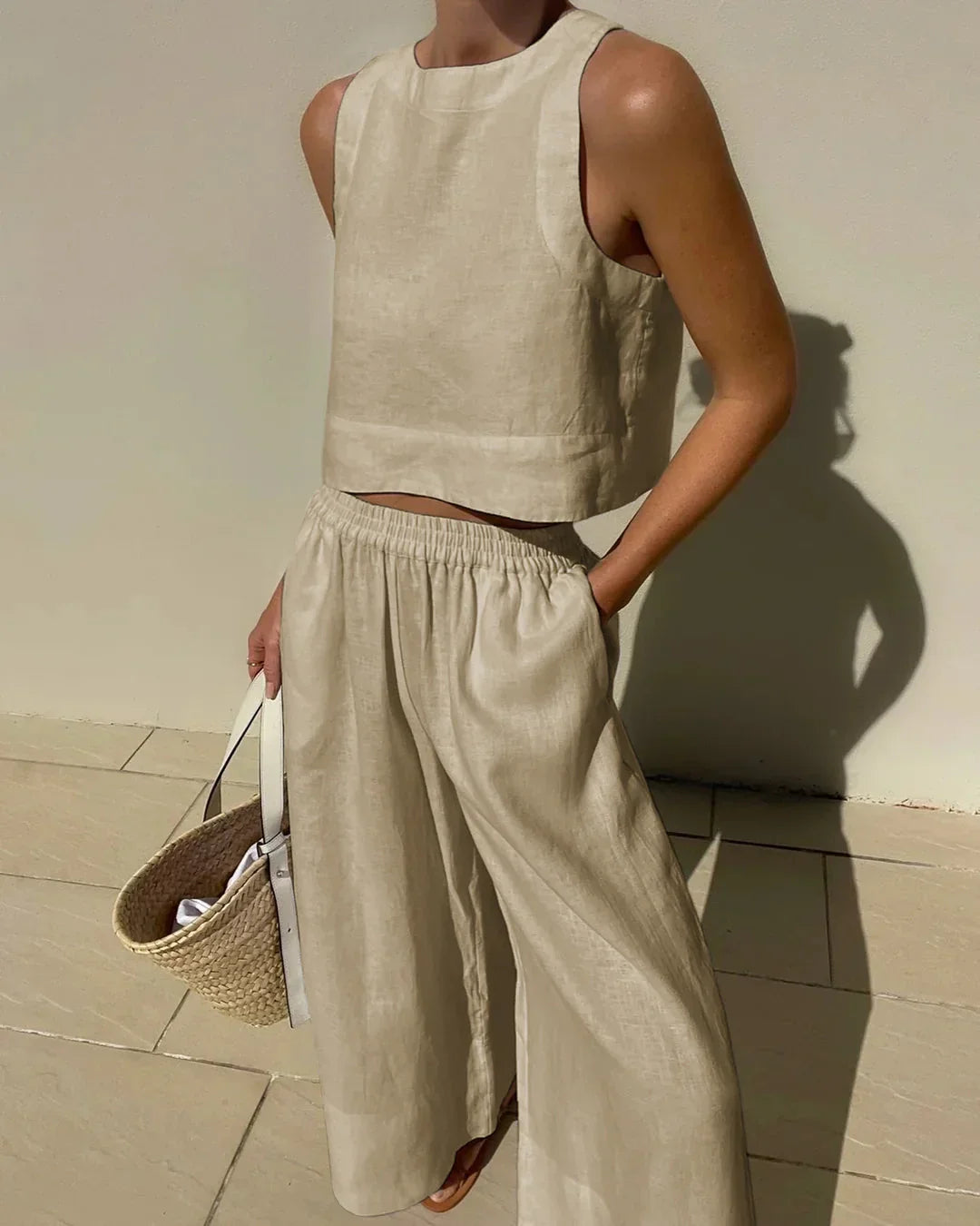 Karina | Casual Sleeveless Capri Pants Set