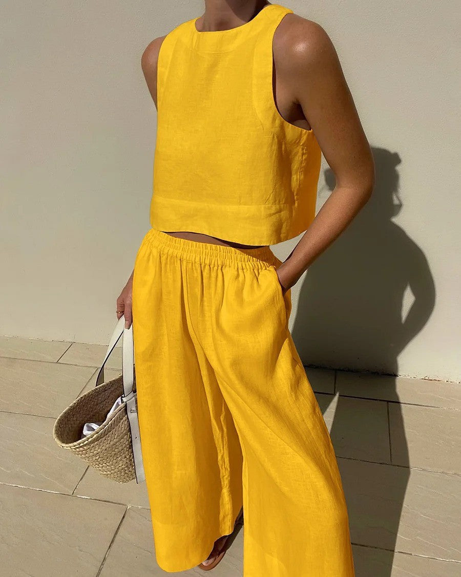 Karina | Casual Sleeveless Capri Pants Set