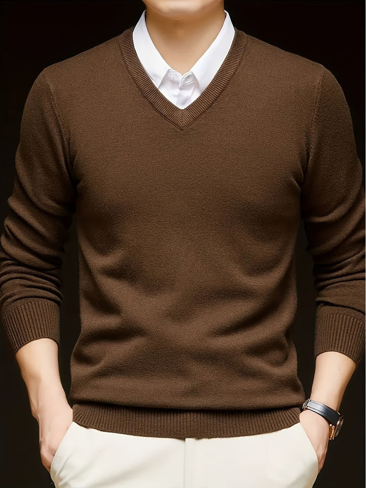 Hugh | Refined V-Neck Sweater