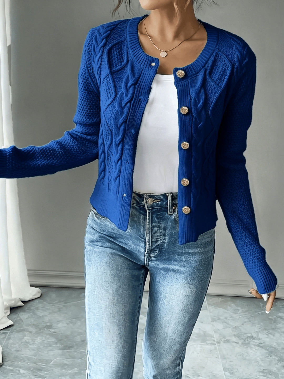 Eleanora | Cable-Knit Button-Front Cardigan