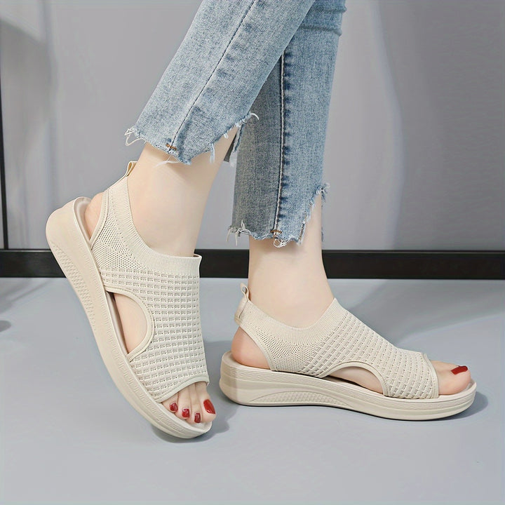 Elanora™ Women&