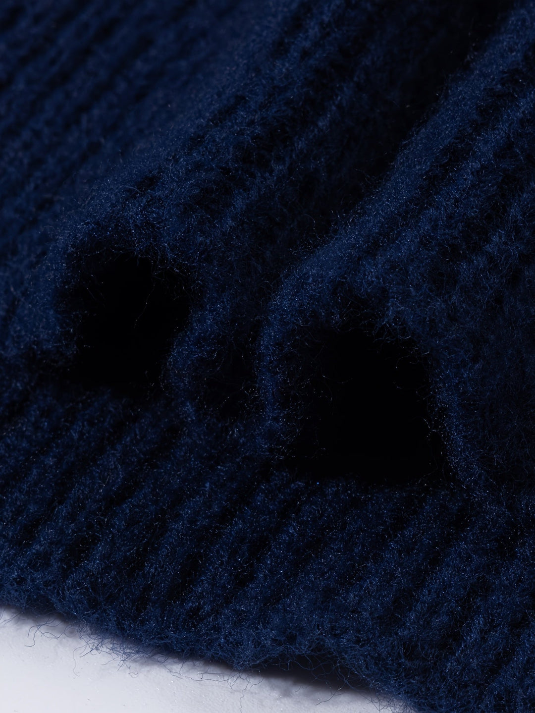 Nolan | Textured Cable-Knit Sweater
