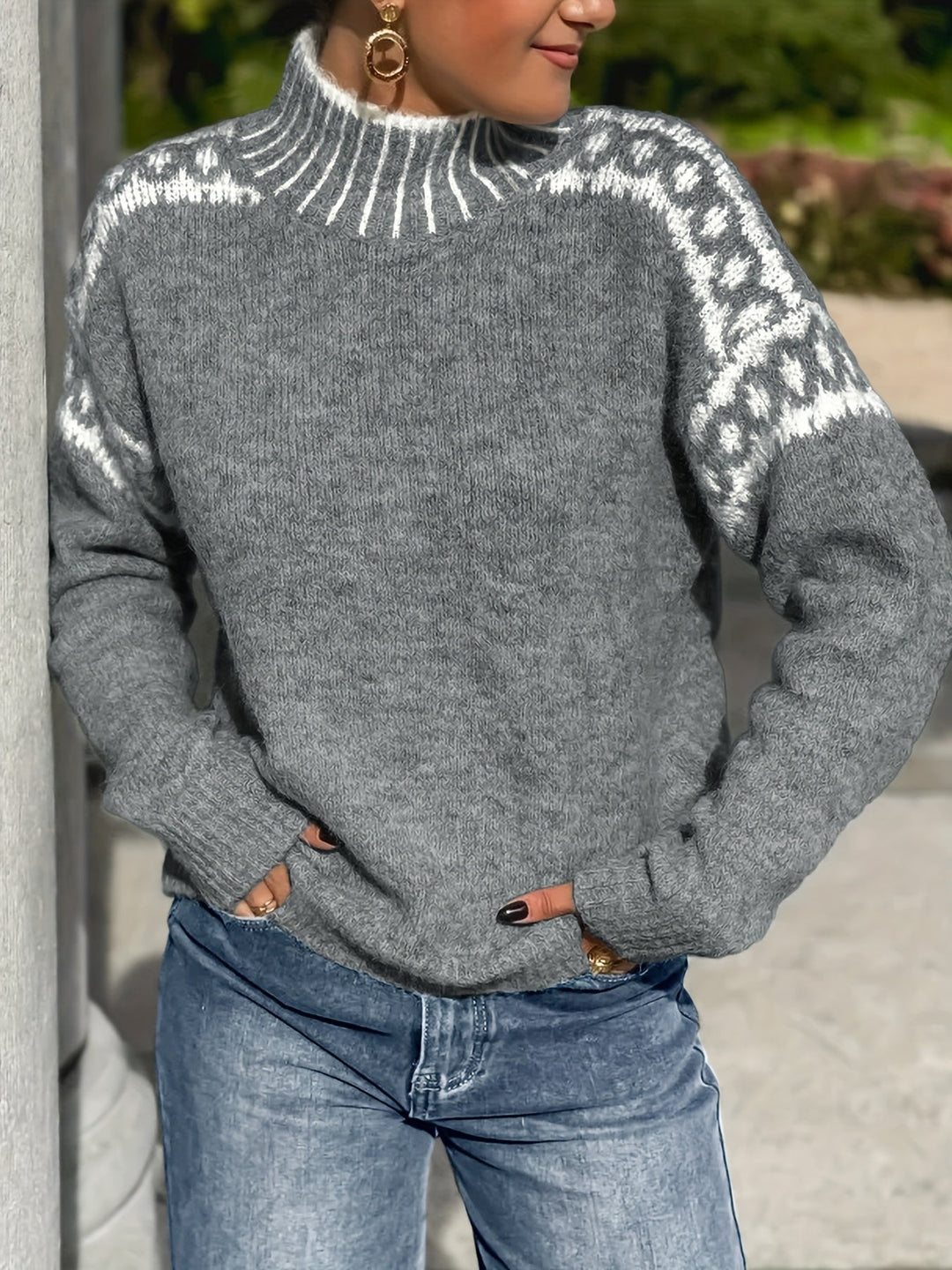 Corinna | Contrast-Trim Mock-Neck Sweater