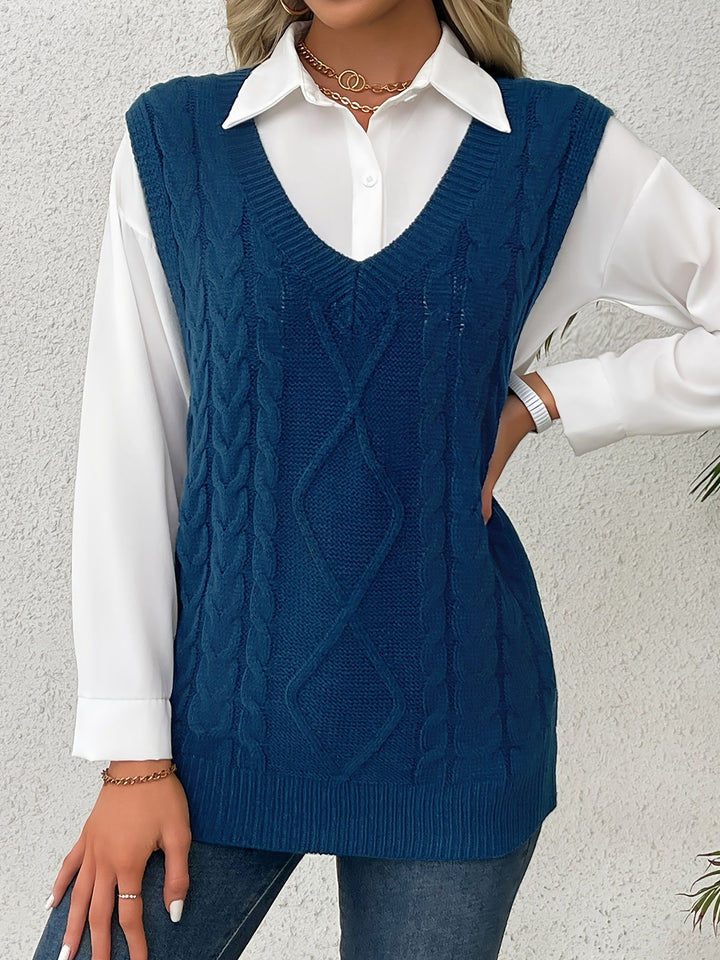 Cora | Cozy Cable-Knit V-Neck Sweater Vest